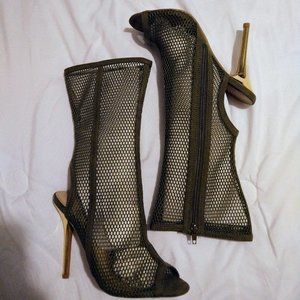 Netted Peep Toe Boots